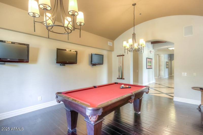 Community (18)-SMALL