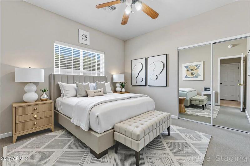 25-A7402289 - Bedroom