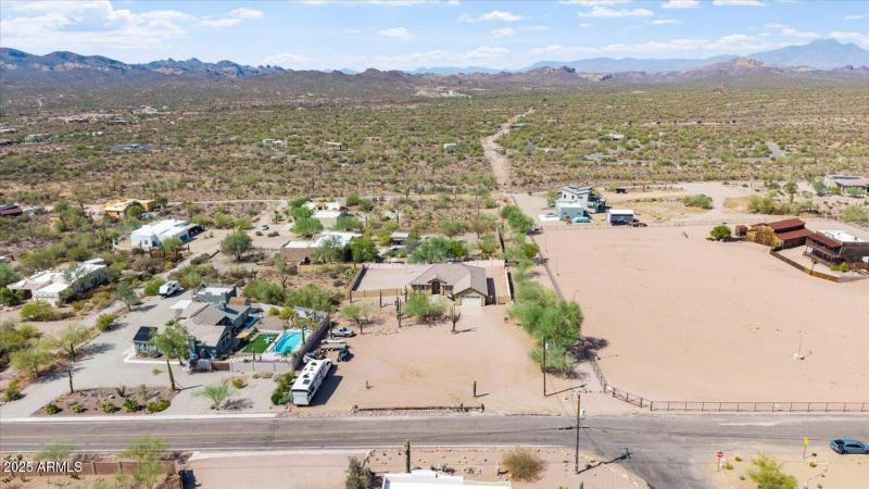 41-DJI_20250822145750_0124_D