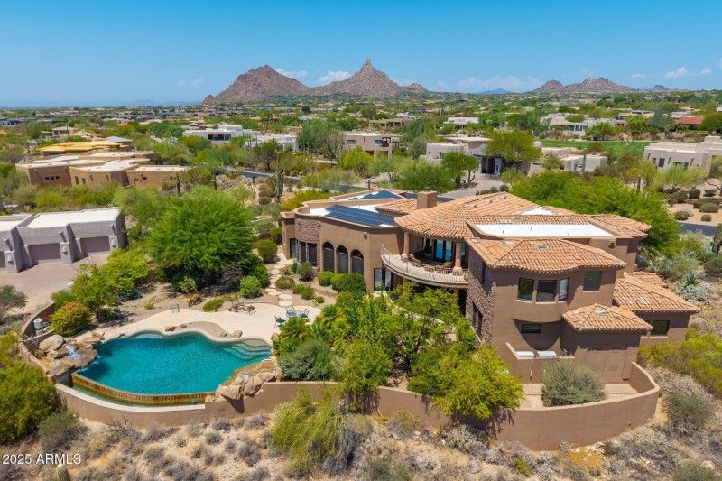 Views to Pinnacle Peak