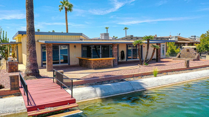 Private dock for you Pontoon Boat