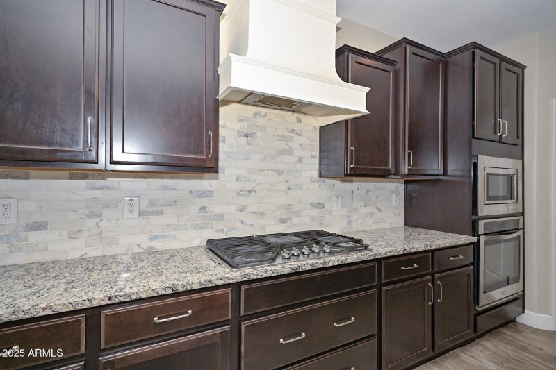Kitchen-Stove