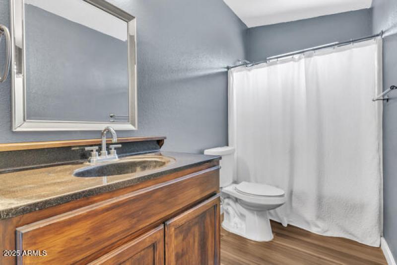 134004389298863714_134004389200491560_DS