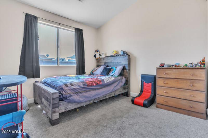 134004389297853300_134004389200884132_DS