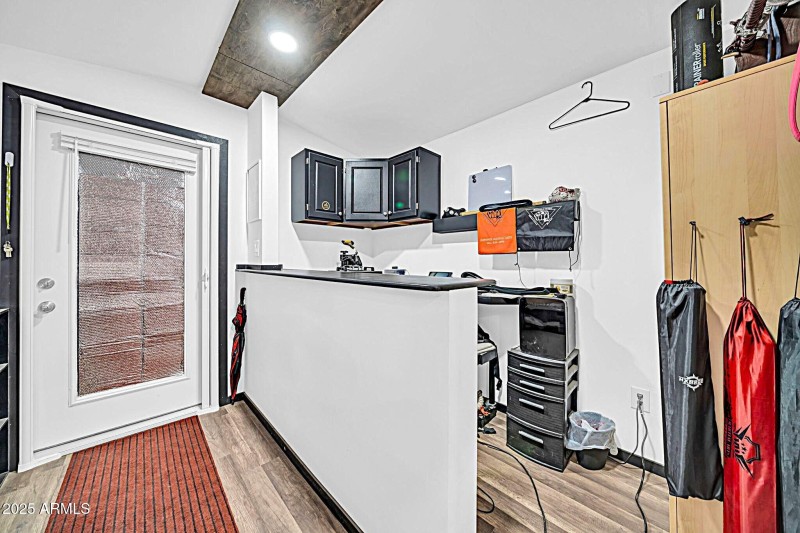 Outbuilding Office