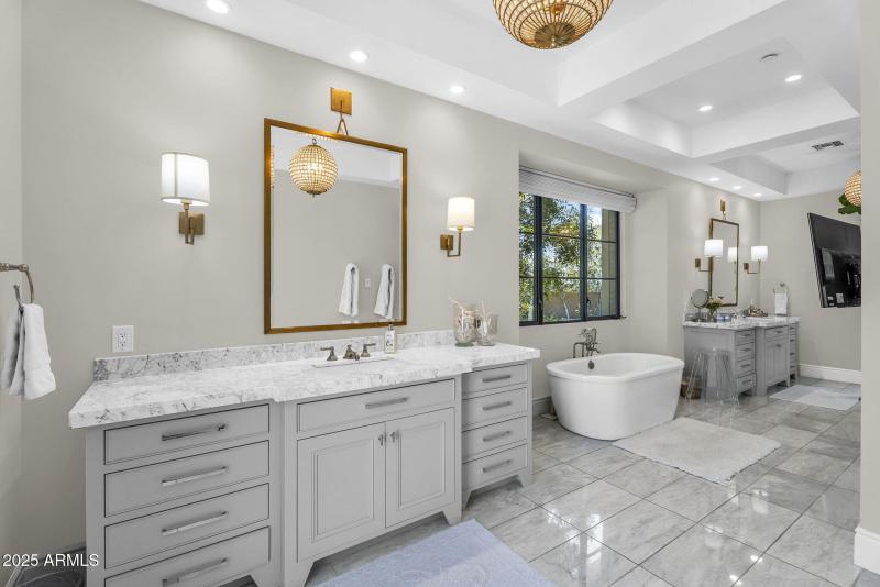 026_52-web-or-mls-38_442