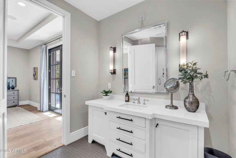 064_83-web-or-mls-63_415