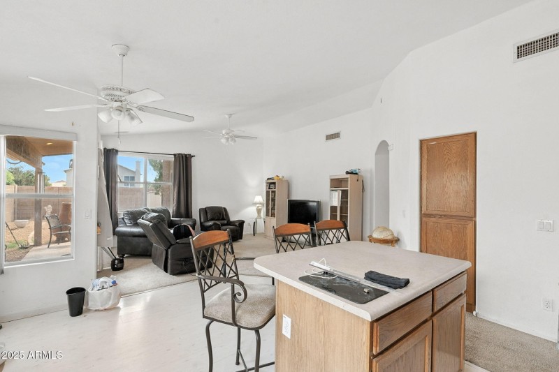 15-web-or-mls-Quartz-15