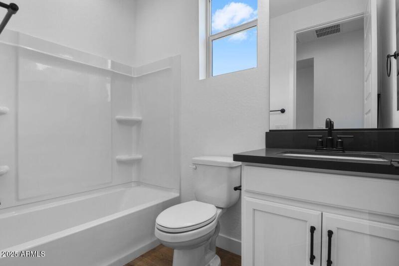 hj-az-phoenix-cantamia-dolce-lot-30148-b