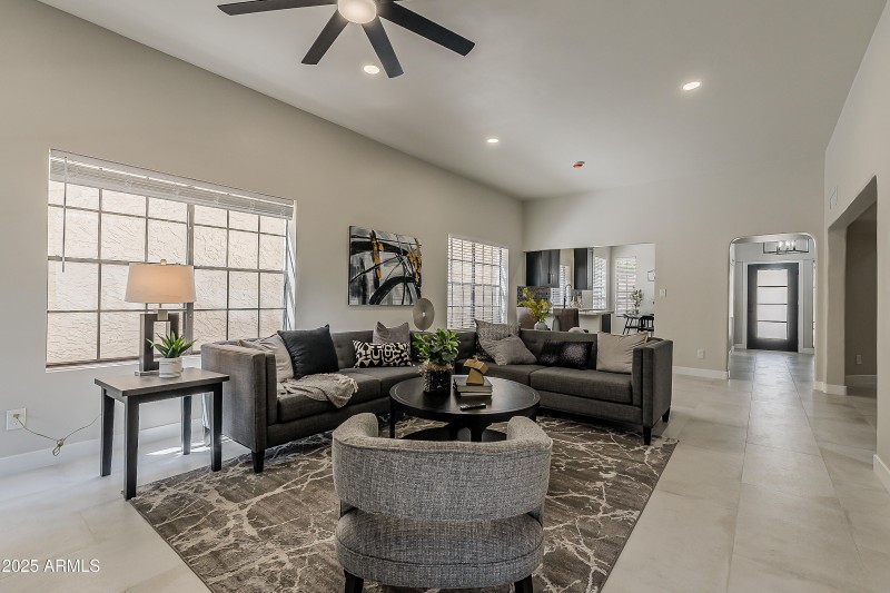Nopal Ave-30
