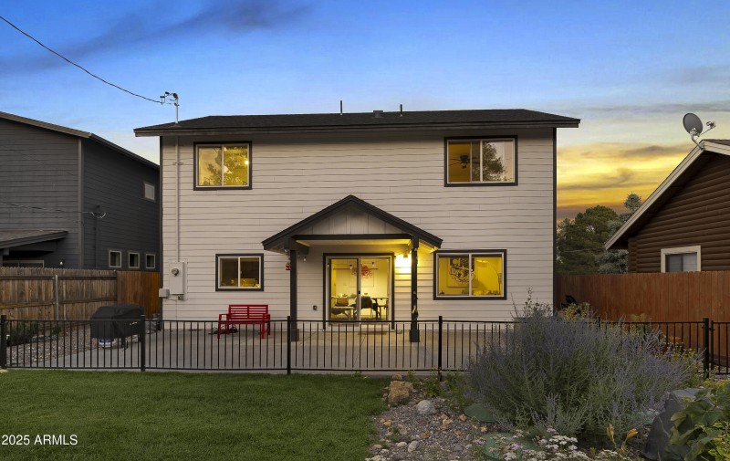 3588-huron-flagstaff-az-usa-004