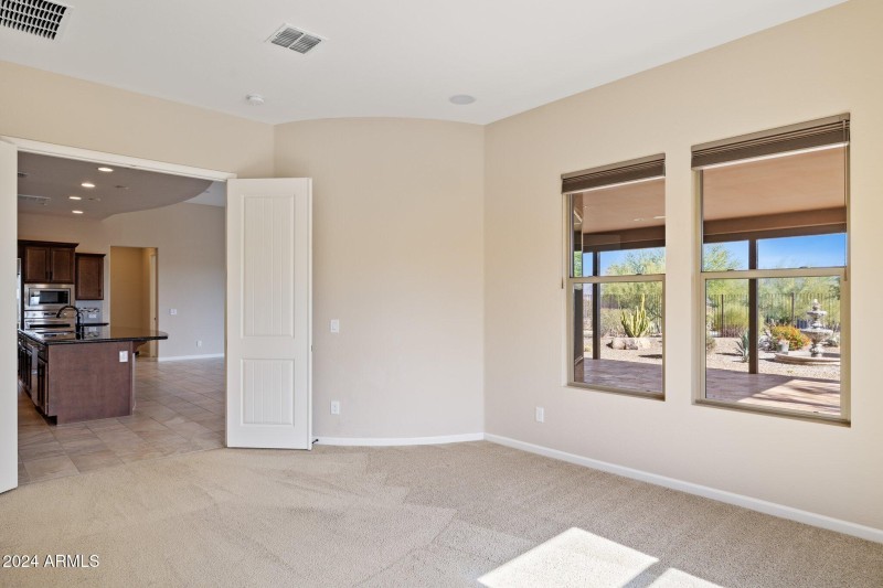 28-web-or-mls-17662-blaze-ln