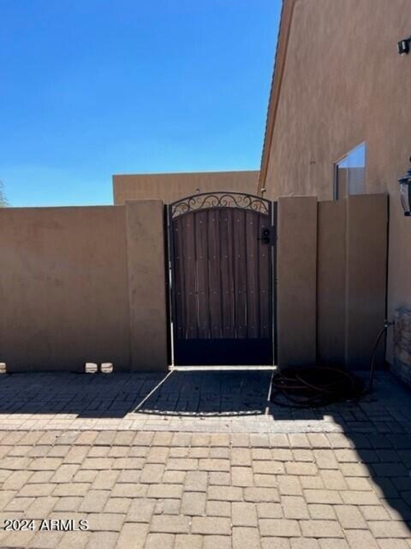 House 21