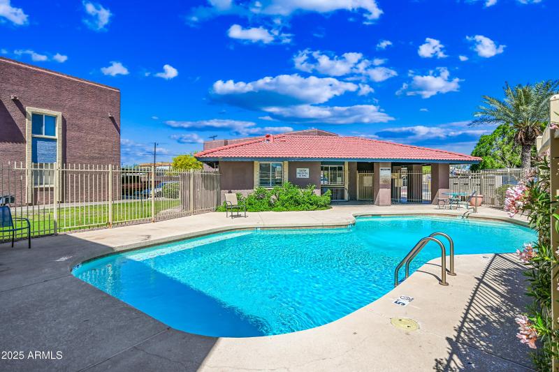 22-16602N25S114-ocupix