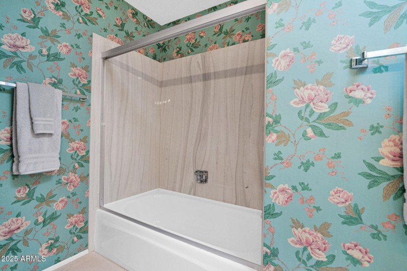 Guest Hall Bath 2