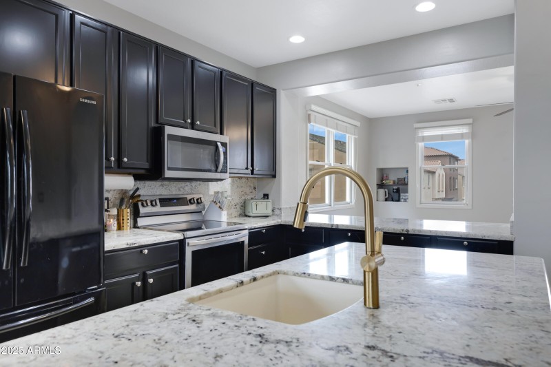 3687 E Leslie Dr-21