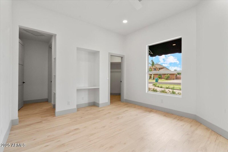 bedroom2
