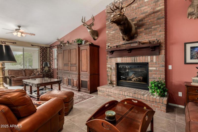 Great Room w/ Fireplace
