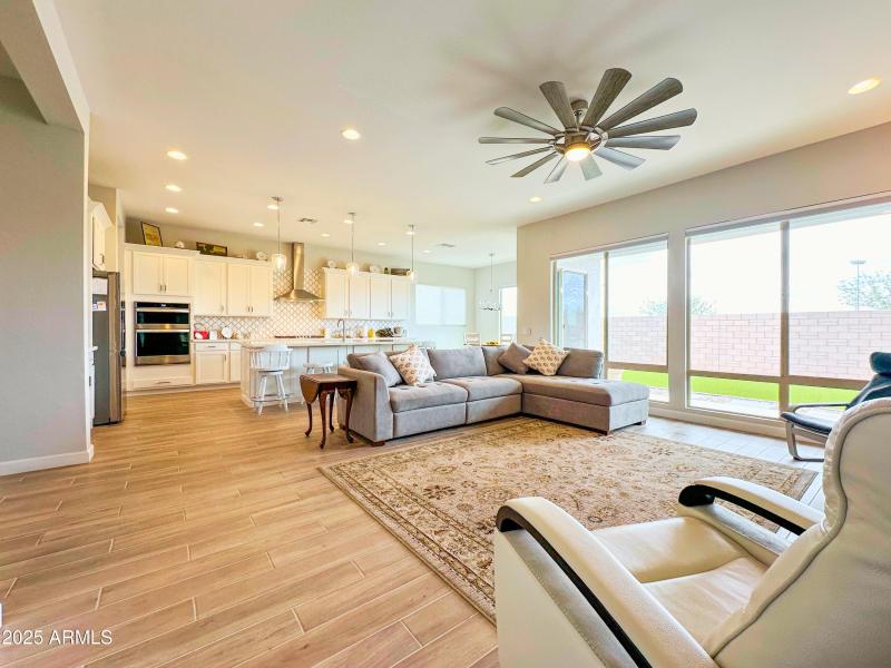 fd9c85dc-683b-450b-a7b9-ee92cc8d264a