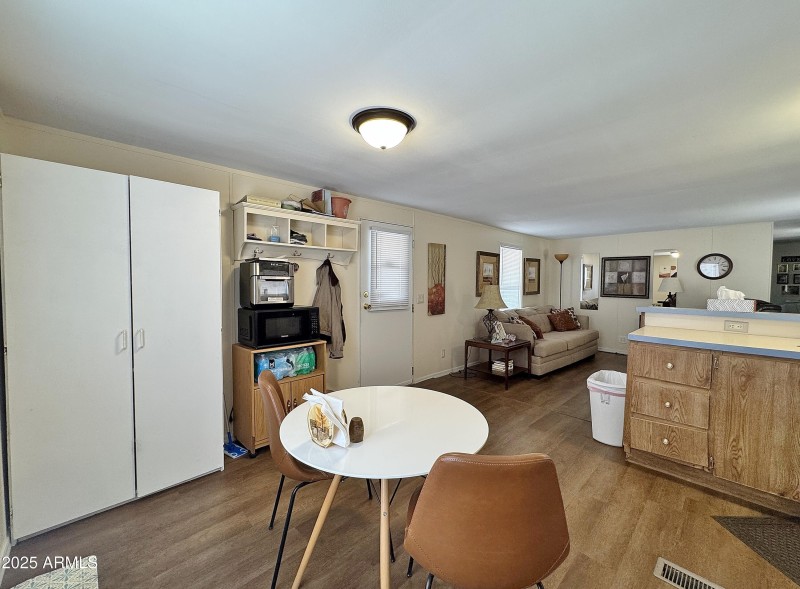 Pantry & storage