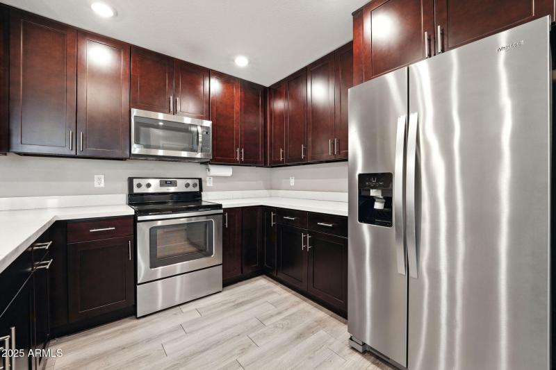 10-web-or-mls-SA104313 Lawrence Fung