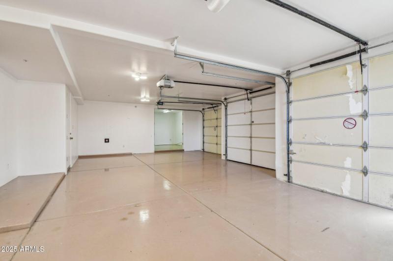 42-web-or-mls-E Sundance Trail-042