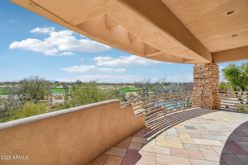 Main suite private balcony