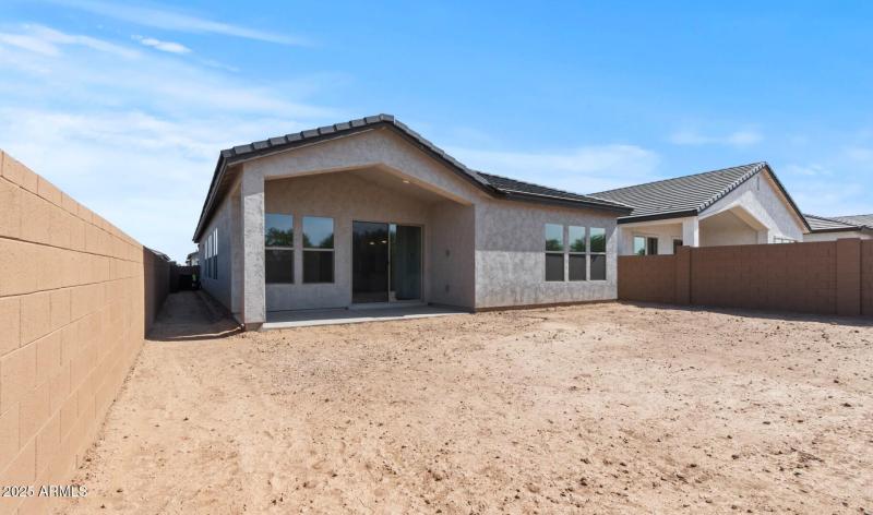 Edgewood Lot #1 Back Exterior 3 (Large)