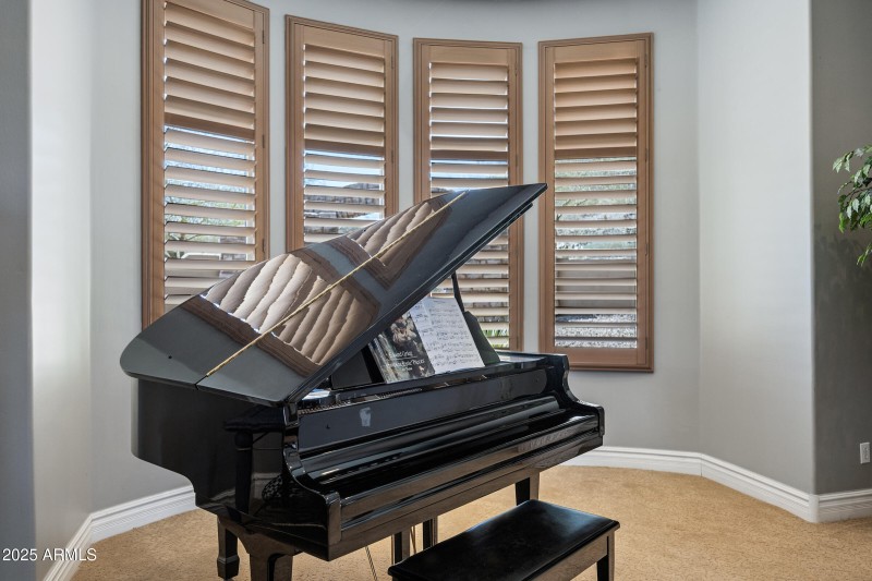 Formal Dining & Living