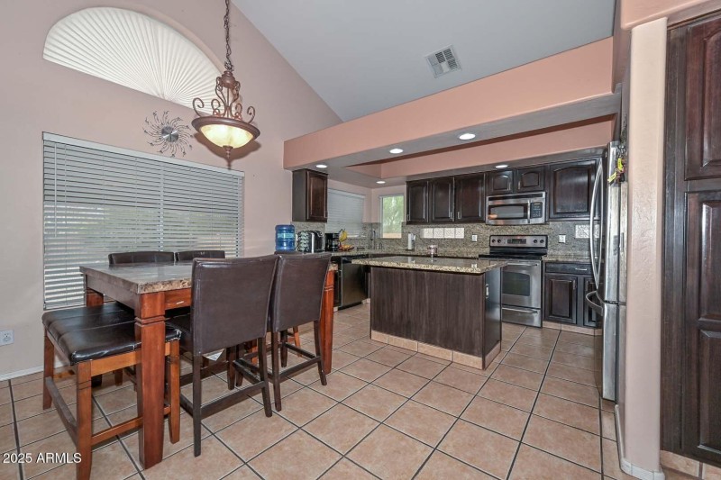 Breakfast Room