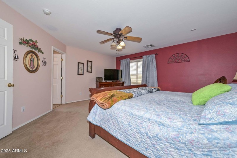 Primary Bedroom2