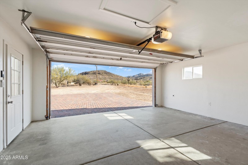 31-Garage
