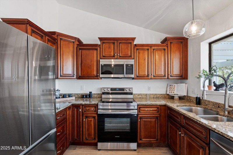 11-Kitchen