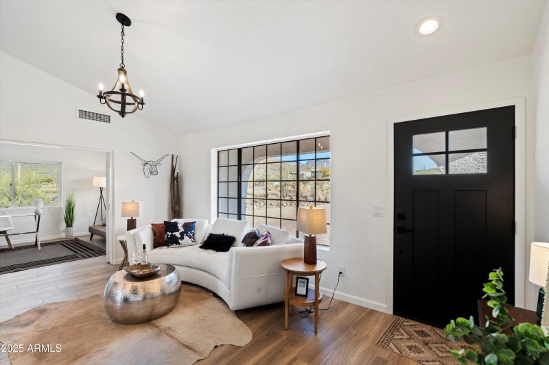 06-Living Room