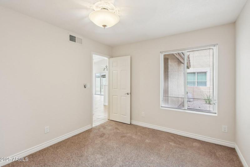 19-web-or-mls-E Cassia Way-S2608-019