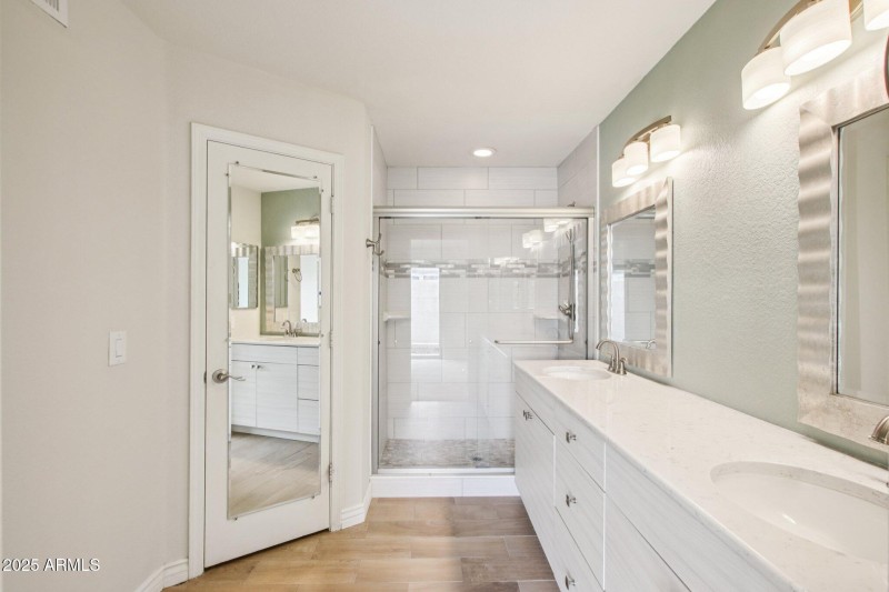 26-web-or-mls-E Cassia Way-S2608-026