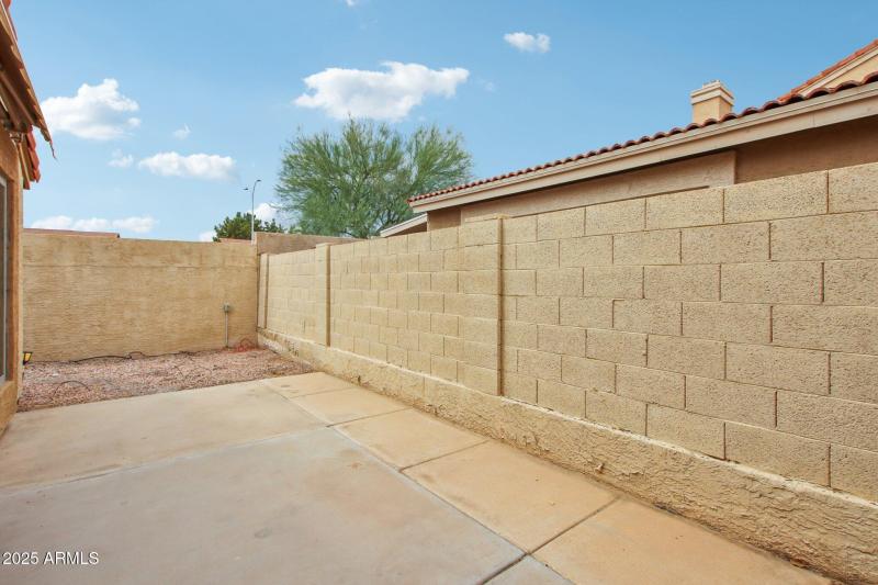 30-web-or-mls-E Cassia Way-S2608-030