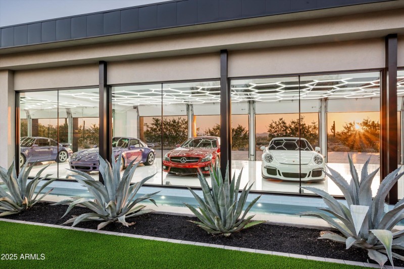 Stunning design!