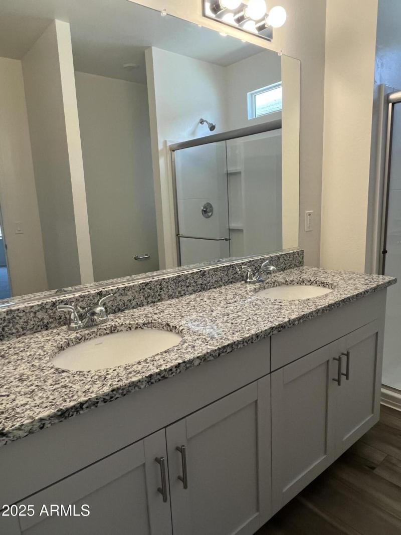 Sandhill master vanity 2nd photo