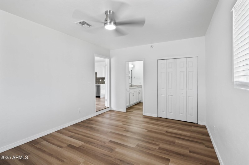 Primary suite