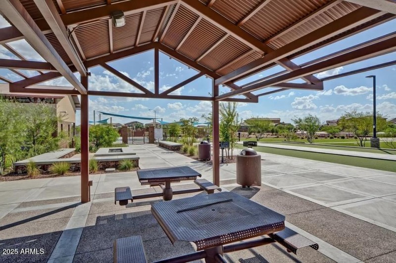 Meadows Community
