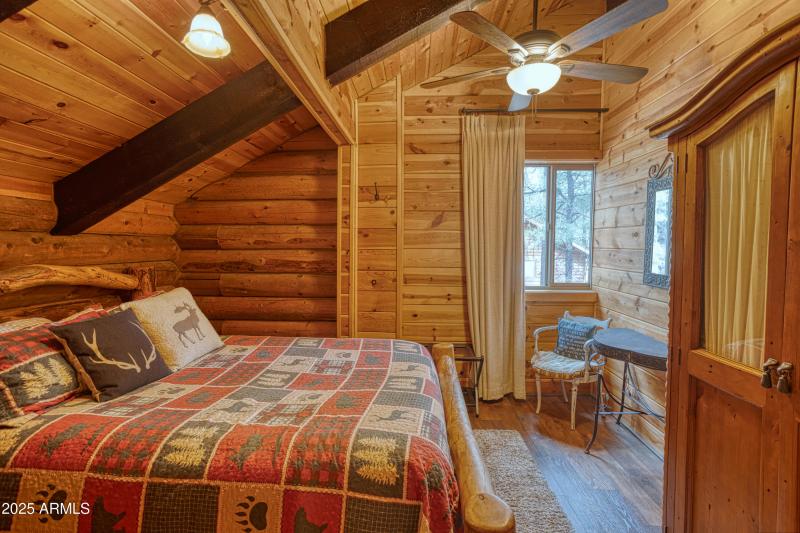 Guest bed 1