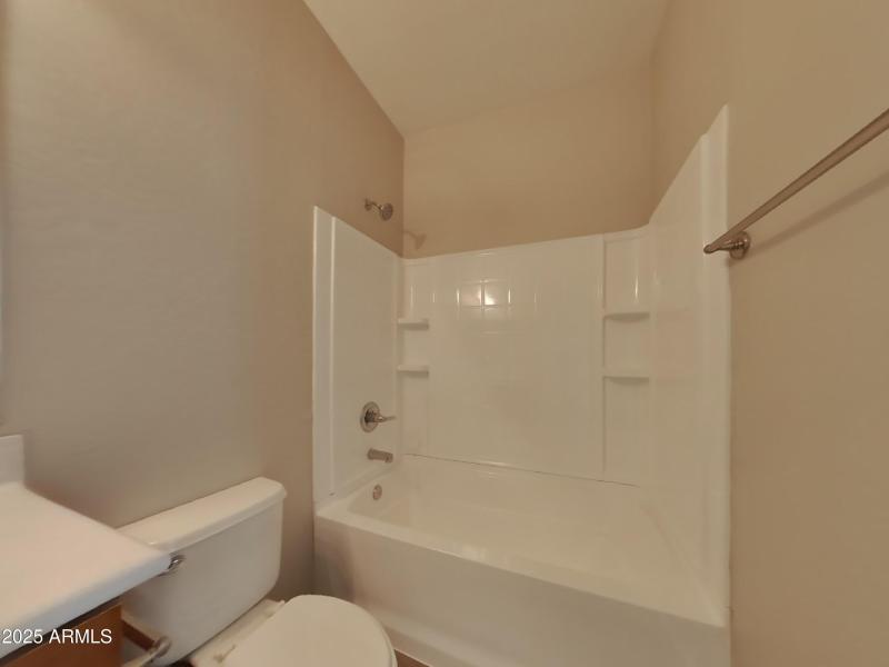 10_pc_FPcFdXs8WQ_rhtFNfJgHn_layout_0