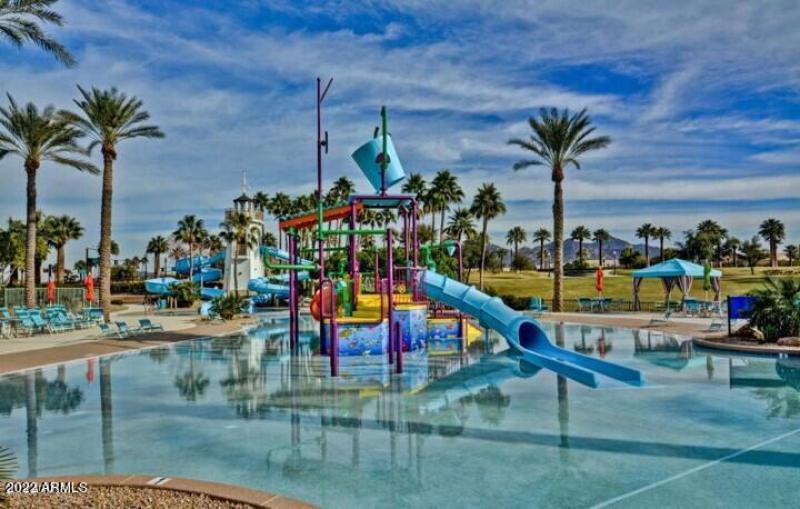 48. Estrella Starpointe Waterpark