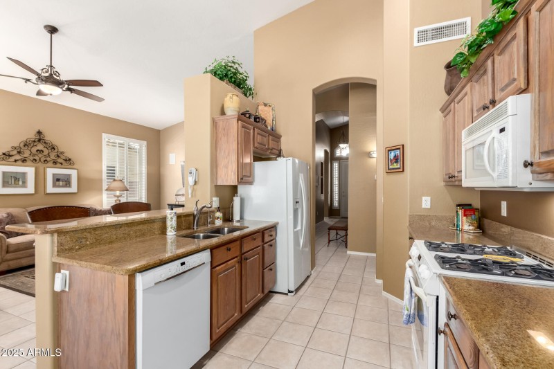 21 Avoca