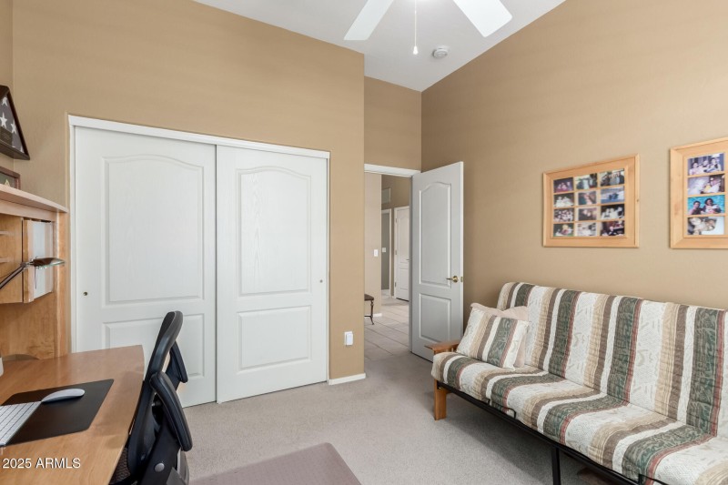 32 Avoca