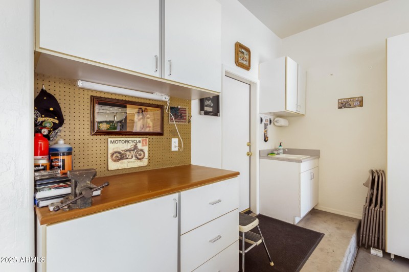 35 Avoca