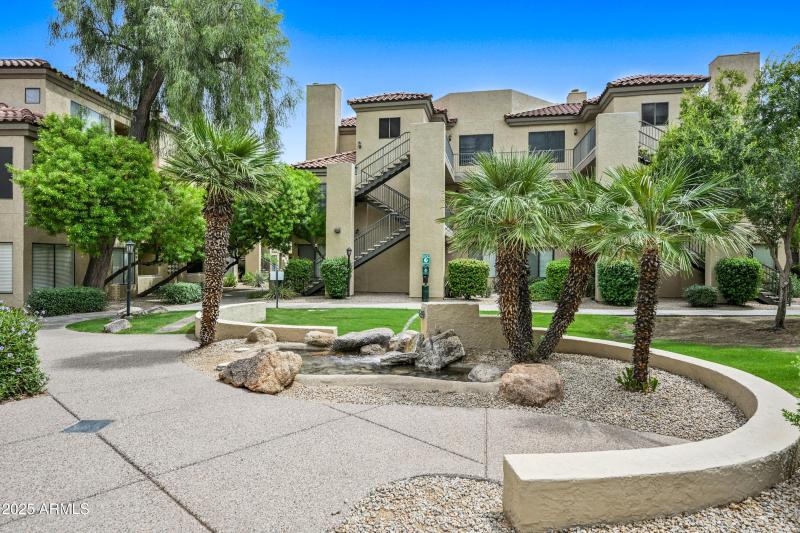 23-4925EDCA149-ocupix