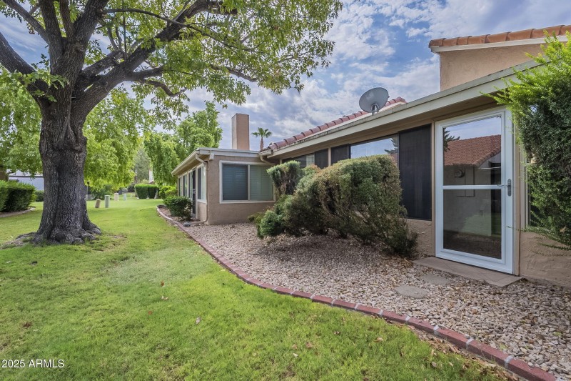 15-web-or-mls- Leisure World-15