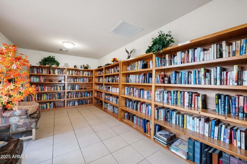 Community Library-o
